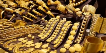 एक चूक पडेल महागात,अक्षय्य तृतीयेला सोनं खरेदी करण्यापूर्वी जाणून घ्या हे नियम!