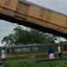 पश्चिम बंगालमध्ये मालगाडीची कंचनजंगा एक्सप्रेसला धडक ; १५ जणांचा मृत्यू, ६० जखमी;