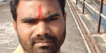 दवाखान्यात गळफास घेऊन एकाची आत्महत्या.