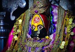 तुळजाभवानी मंदिर संस्थान कार्यालयातून महत्त्वाच्या फाईल्स गायब झाल्याचा धक्कादायक प्रकार समोर.