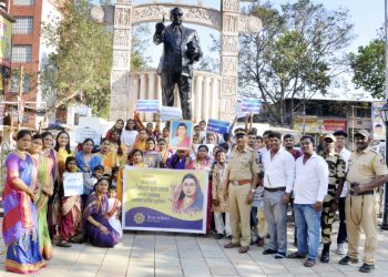 माता रमाबाई आंबेडकर नगर येथे सावित्रीबाई फुले जयंती उत्सवात साजरी