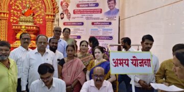 आमदार परागशहा यांच्या प्रयत्नाने माता रमाबाई आंबेडकर नगर येथे ‘ अभय योजना ‘ शिबिर