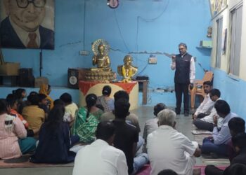 लोकशाही हा भारताचे संविधानाचा प्राणवायू आहे.– बी. बी. मेश्राम