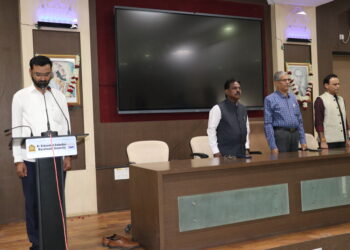 हुतात्मा दिनानिमित्त अभिवादन