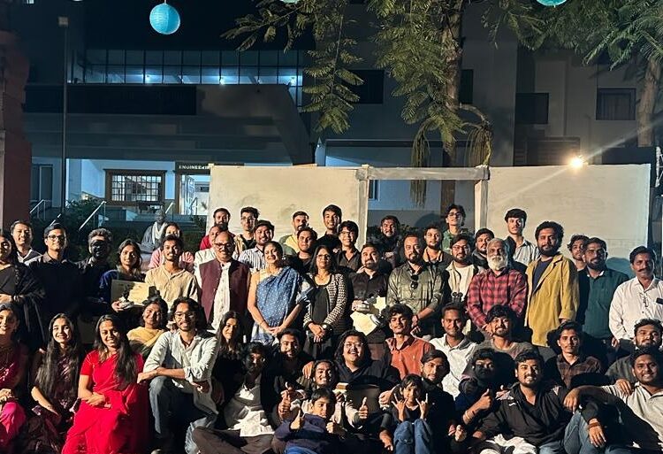 उत्तम कारकिर्दीसह चांगले नागरिक बनणे आवश्यक…