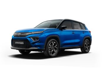 टोयोटा किर्लोस्कर मोटरकडून अर्बन क्रूझर हायरायडरसाठी क्युरेटेड टेक पॅकेज सादर