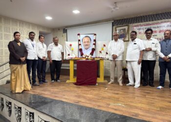 महाराष्ट्राचे उपमुख्यमंत्री,लोकनेते मा.ना.अजितदादा अनंतराव पवार यांना देवगिरी महाविद्यालयाच्या वतीने श्रध्दांजली अर्पण