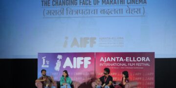 मराठी चित्रपट प्रेक्षकांपर्यंत पोहोचविण्याचे आव्हान असले तरी भविष्य आशादायी