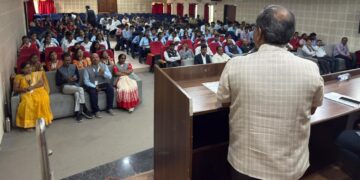 व्हाट्सअपवर द्या वीजचोरी व धोकादायक वीजयंत्रणेची माहिती