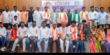 गुरु रविदासांचे लायक अनुयायी बनाल तरच या देशाचे नायक व्हाल.