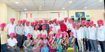 *३२ वर्षांनंतर दहावीचे वर्गमित्र पुन्हा एकत्र ; न्यू हायस्कूलमध्ये स्नेहमिलनाचा उत्साह*