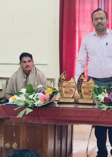 *चालक काकडे ,वाहक जारवाल सेवानिवृत्त*