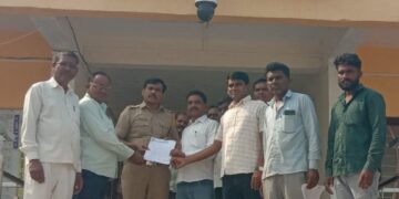 सेवलीत ‘वंचित’ कडून मंत्री गिरीश महाजनांचा जाहीर निषेध.