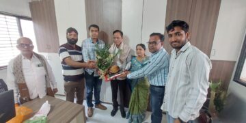 *जिल्हा मध्यवर्ती बँकेच्या रोखपाल मगर यांना निरोप*