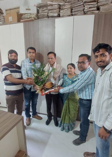 *जिल्हा मध्यवर्ती बँकेच्या रोखपाल मगर यांना निरोप*