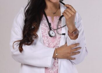 जीवशास्त्राचा शैक्षणिक पार्श्वभूमी अभिनय