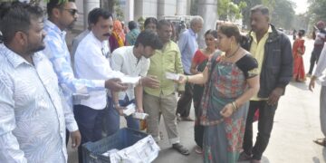 बुद्धिस्ट विचार मंच च्या वतीने अन्न वाटप.