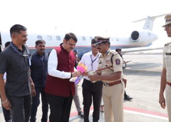 मुख्यमंत्री देवेंद्र फडणवीस यांचे नांदेड विमानतळावर, आगमन व परळी वैजनाथकडे प्रस्थान